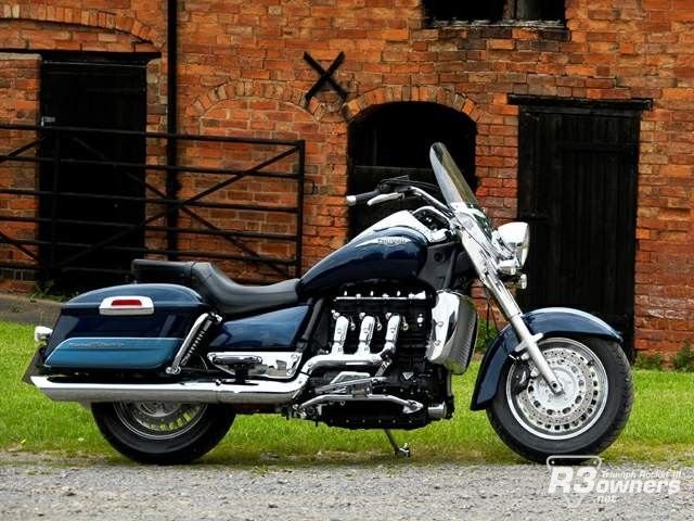 triumph rocket 3 cruiser